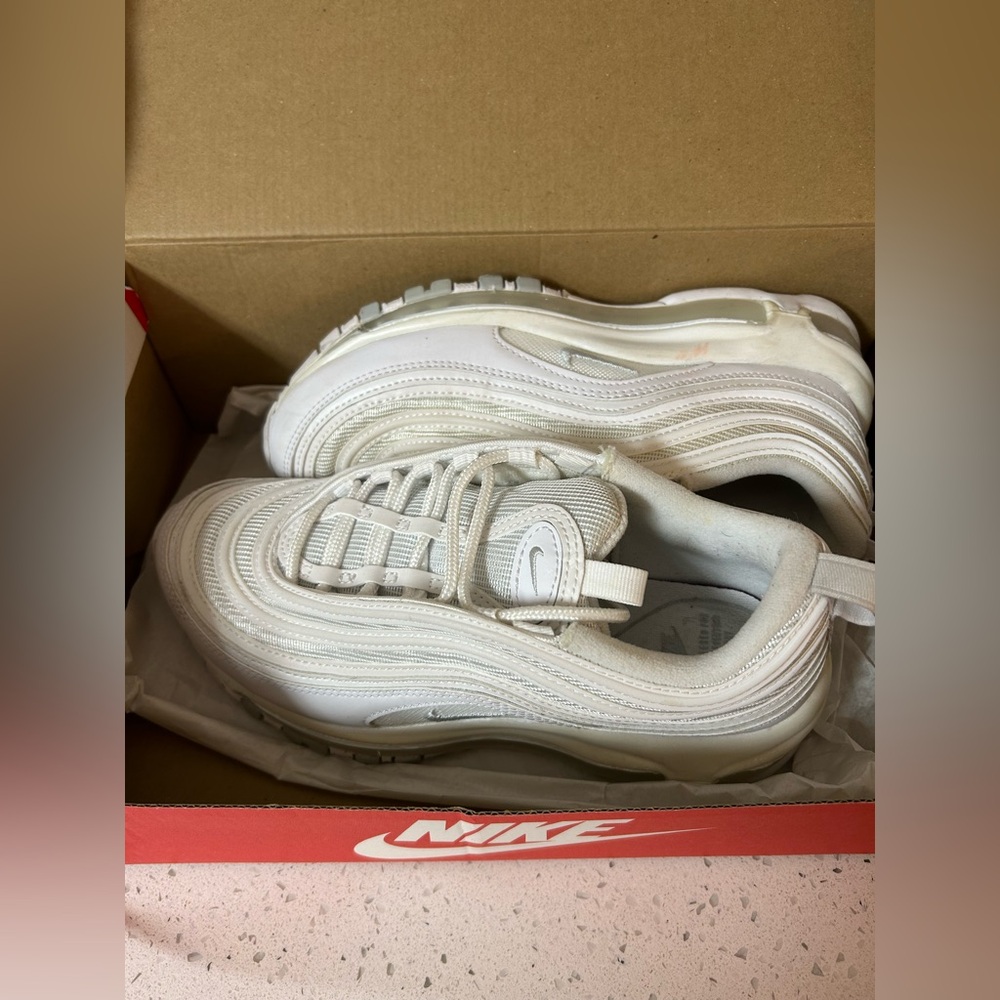 Women’s Air Max 97 white /pure platinum 6.5